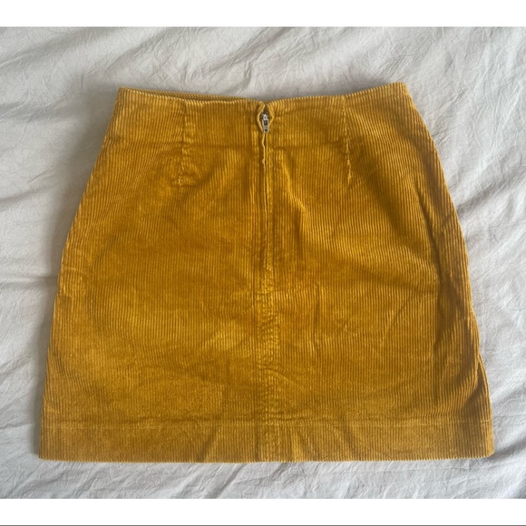 UNIQLO Corduroy Skirt size 2 - Picture 6 of 8